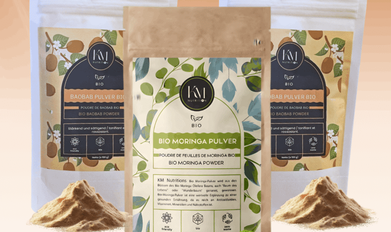 sachet de Moringa Bio entouré de deux sachets de pulpe de baobab Bio